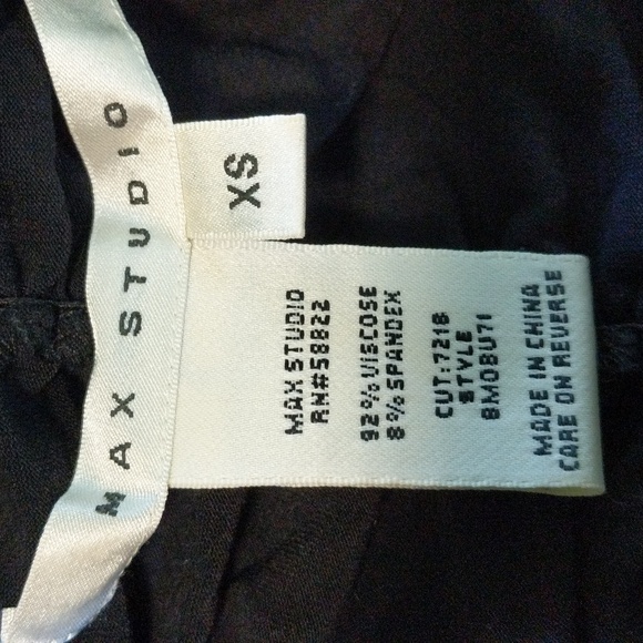 EUC Max Studio Black Ruched Short Sleeve Top Size XS Bardot Hepburn Retro 50s - Picture 4 of 4